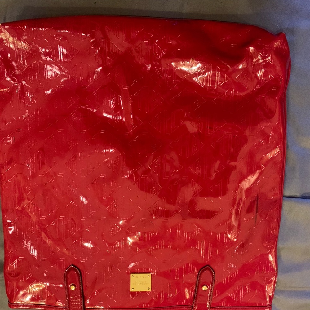 Slim Tote